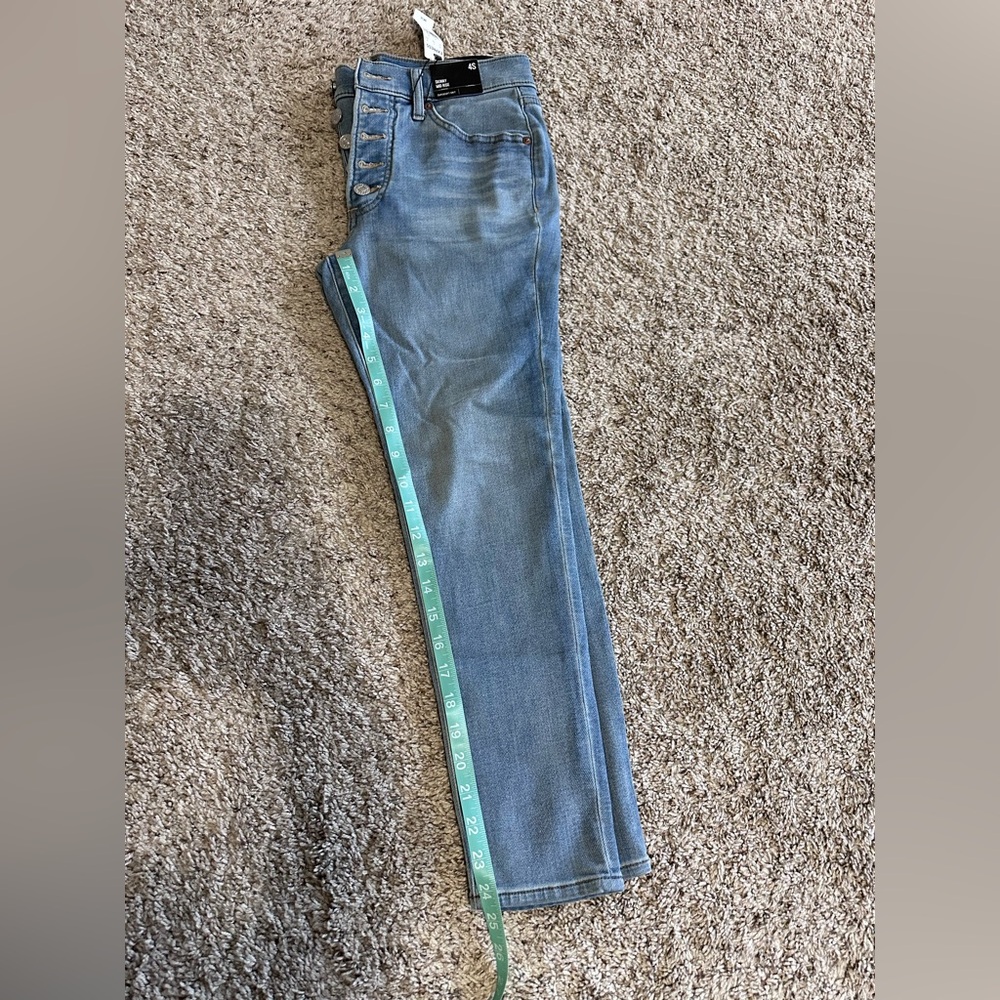 Express Skinny Mid Rise Jeans - Picture 9 of 9